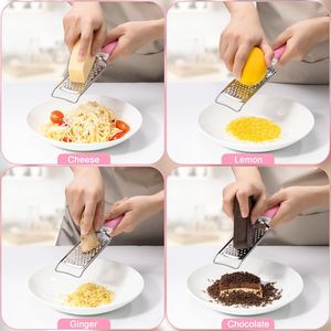 Rallador de Queso Profesional de Acero Inoxidable con Raspador de Limón, Herramienta de Cocina Manual para Rallar Queso, Chocolate y Limón - Product Image 3