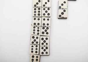 Jeu de dominos en résine faits à la main, double 12 tuiles numérotées, pièces de jeu artistiques et de collection - Product Image 2