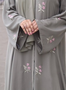 Meilleures ventes 2026 : Robe traditionnelle islamique vintage pour femme, confectionnée à la main, respirante et ornée de sequins, par Meera Fashion Designers, Dubaï, Arabie Saoudite - Product Image 6