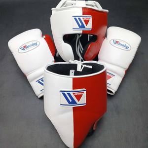Ensembles de boxe en cuir véritable de qualité supérieure, prix de gros, ensembles de boxe gagnants, gants de boxe personnalisés, protège-tête, protège-aine - Product Image 3