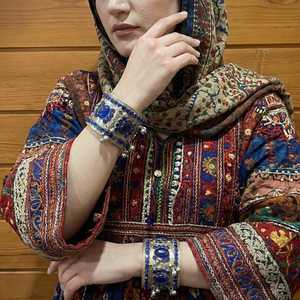 Exquisite Elaborate Traditional Tribal Wedding Gift Hand Jewelry <b>Set</b> Featuring Deep Luminous Blue Pearl Oval Beads Strung - Product Image 2