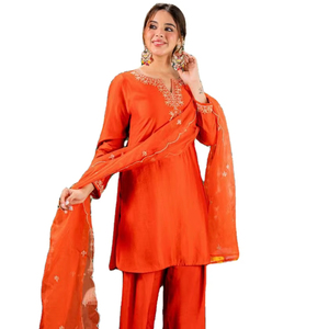 Ensemble Salwar / Kurta non cousu en tissu filet pour femmes et filles, vêtements de fête et de cérémonie, design indien traditionnel - Product Image 1