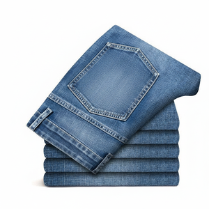 Jean en denim décontracté pour homme grande taille, coupe droite, poids moyen, délavé, couleur unie, coupe classique, logo à la taille, taille mi-haute - Product Image 3