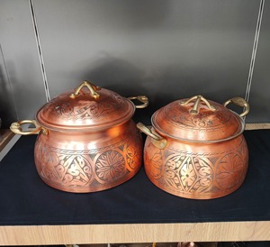 Olla de Cobre Redonda de Diseño Vintage con Tapa, Utensilios de Cocina de Metal Duradero con Asa de Aleación de Zinc - Product Image 1