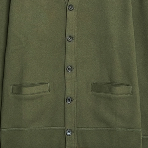 Cárdigan de Hombre Color Verde Oliva, Cuello en V, Manga Larga, Cierre de Botones, Tejido de Algodón, para Otoño - Product Image 6