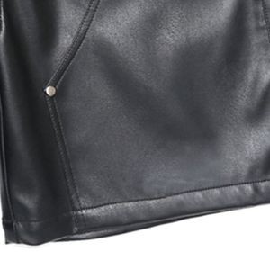 กางเกงขาสั้นหนังทรงหลวม แฟชั่นใหม่ เสื้อผ้าคุณภาพดี พิมพ์ลายตัวอักษรตามสั่งสำหรับผู้ชาย สไตล์ลำลอง ซิปหน้า เนื้อผ้านุ่ม ความยาวระดับเข่า แบบสั่งทำ - Product Image 4