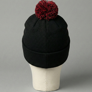Bonnet noir et rouge avec broderie de lettres, unisexe, adulte, bonnet d'hiver décontracté pour l'extérieur, 100% acrylique, tricoté, avec pompon - Product Image 4