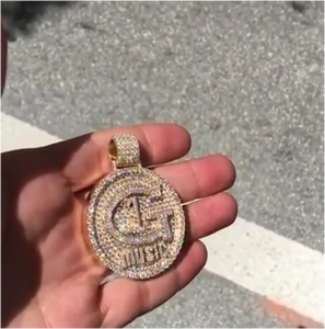 Collar con colgante de letras personalizadas estilo Hip Hop, cadena de oro moderna con incrustaciones de moissanita, hecho principalmente de plata para hombres y mujeres - Product Image 5