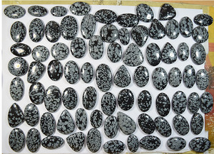 Cabujón de obsidiana negra natural en forma de copo de nieve, gema curativa para la fabricación de joyas, piedras preciosas de origen ético, mayorista de Jaipur. - Product Image 3