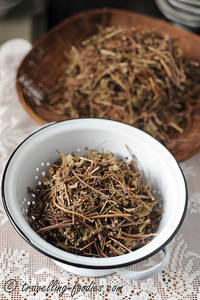 Hojas de hierba negra seca de auténtico origen vietnamita para té de hierbas refrescante y elaboración de gelatina, alto en nutrientes - Product Image 5