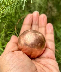 Esfera de cobre de exhibición, bola de cobre coleccionable, esfera de cobre artesanal, bola de cobre de lujo - Product Image 2