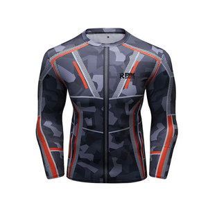 Rashguard en tissu extensible doux à sublimation, séchage rapide, coupe confortable pour les sports nautiques et les activités de plein air - Product Image 1