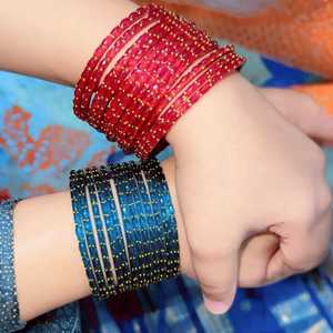 Coffret de bracelets en verre de qualité supérieure avec des bracelets cachmiriens, un coffret très demandé, parfait pour toutes les occasions - Product Image 4
