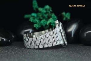 Luxury Men's Tonneau Quartz Watch Stainless Steel Bracelet Diamond Encrusted Analog Date Display Wristwatch - Product Image 4