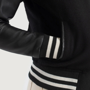 Veste universitaire unisexe noire en PU avec manches en cuir, col rabattu, fermeture à boutons, style preppy, vêtement d'automne - Product Image 5