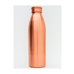 <b>Copper</b> water <b>bottle</b> supports a cleaner <b>drinking</b> experience while encouraging hydration and consistent healthy routines - Product Image 3
