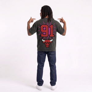 T-shirt noir personnalisé OEM pour homme, style streetwear, manches courtes, jersey en coton, col rond, imprimé graphique, coupe ample, tee-shirt pour homme, coupe courte. - Product Image 6