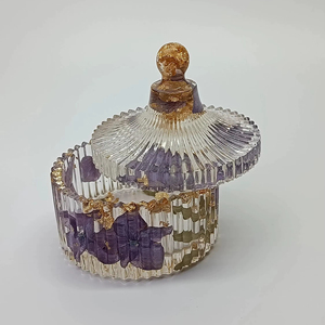 Caja de Resina Floral Personalizada Premium, Caja de Joyería Decorativa Hecha a Mano, Organizador de Almacenamiento de Joyas, Pequeño Regalo de Joyería de Resina - Product Image 1