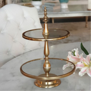 Expositor de Postres de Lujo para Bodas con Marco Metálico Electrochapado en Oro para Decoración Premium - Product Image 2