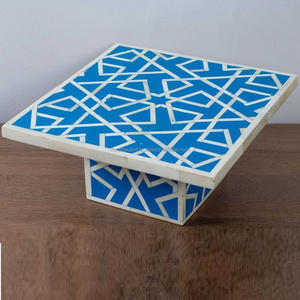 Support à gâteau carré indien fait à la main incrustation d'os avec motif de feuille de fleur multicolore en nacre pour les mariages - Product Image 2