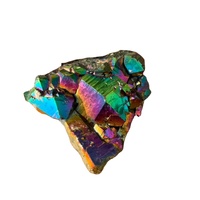 Vente en gros de haute qualité : Grappe d'améthyste naturelle Aura, pierre brute électroplaquée titane arc-en-ciel, spécimen de cristal Aura Ange, objet décoratif