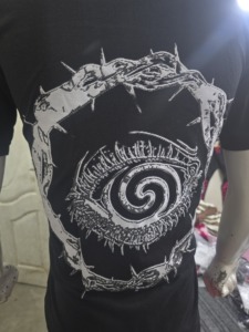 Camiseta de hombre 100% algodón con estampado personalizado, cuello redondo, corte regular, informal, lisa, ecológica, transpirable, de manga corta. - Product Image 4