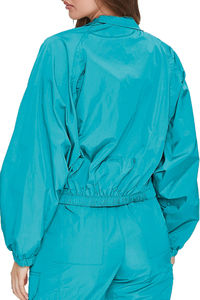 Chándal de Invierno Ligero para Mujer con Logotipo Personalizado OEM/ODM, 2 Piezas, Chaqueta Cortavientos de Forro Polar de Algodón con Cremallera y Sudadera con Capucha Oversize - Product Image 6