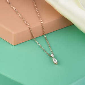 ลูกแพร์และมาร์คีส์ตัดจี้เพชรที่สง่างามคอลเลกชันสร้อยคอเพชร - Product Image 1