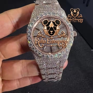 Reloj de Acero para Hombre con Diamantes Moissanite, Esfera Decorada con Piedras, Detalle de Brazalete Refinado y Lujo Contemporáneo - Product Image 2