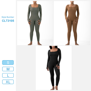Combinaison sans couture côtelée en polyester écologique avec pantalon long, col roulé, manches longues et taille haute pour les soirées - Product Image 2