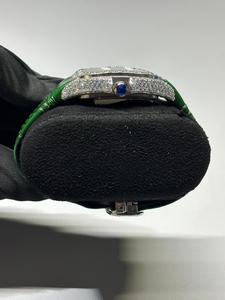 Reloj de Cuarzo con Diamantes de Corte Redondo en Oro Blanco y Correa de Goma Verde para Exportación, Estilo Hip Hop, con Moissanita - Product Image 3