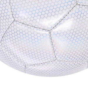 Ballon de football d'entraînement hybride en mousse PU de haute qualité avec logo personnalisé, vessie en caoutchouc, flexible, léger, cousu à la machine - Product Image 3