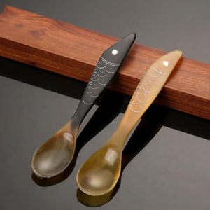 Cuchara Artesanal de Cuerno de Búfalo, Cucharas de Postre y Caviar de Cuerno Natural con Diseño de Pez en el Mango - Product Image 2
