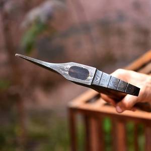Hacha de Línea Recta de Acero de Damasco Personalizada, Forjada a Mano, Hacha para Acampar al Aire Libre, Hacha para Cortar Madera, Fabricante OEM ODM - Product Image 5