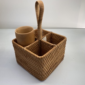 Nuevo modelo de cesta al por mayor para almacenar tazas u objetos hechos de ratán natural cuadrado, con 4 compartimentos, asas convenientes - Product Image 2