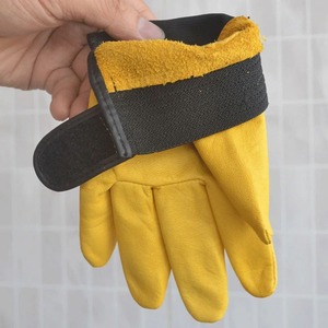 Men's Full Finger Tactical Gloves With Reflective Stripe Adjustable Wrist <b>Strap</b> Leather Outdoor Protection - Product Image 2