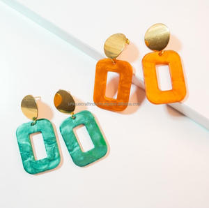 Pendientes de Resina Geométricos de Moda para Mujer al por Mayor, Diseños Novedosos Hechos a Mano, Accesorios de Moda Auténticos, Artesanía Única de la India - Product Image 5