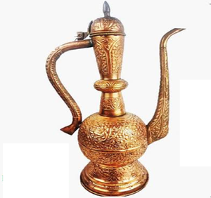 Théière antique unique en laiton réutilisable au design royal, avec un médaillon central à calligraphie islamique en relief, modèle Metcraft - Product Image 2