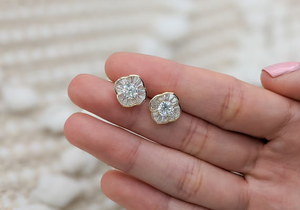 Pendientes de Diamantes de Laboratorio en Oro Sólido de 14K con Certificación IGI, Diseño Ondulado, Regalo de Lujo para Mujeres y Chicas - Product Image 1