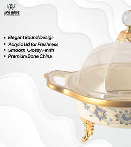 Plato para servir con tapa transparente tipo domo, material de porcelana fina, aspecto moderno y lujoso de alta calidad con soportes dorados. - Product Image 3