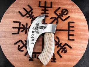 Dụng Cụ Cắt Pizza Bằng Thép Cacbon Cao Thủ Công Rìu Pizza Viking Có Khắc Theo Yêu Cầu Và Vỏ Bọc Bằng Da - Product Image 4