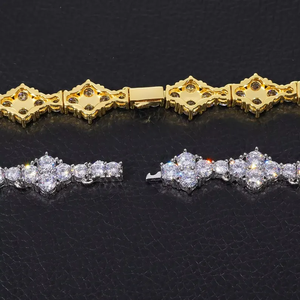 Collar de cadena tipo tenis con eslabones de estrella de moissanita, estilo hip hop, con incrustaciones de lujo, brillante, llamativo para hombre, para fiestas. - Product Image 4