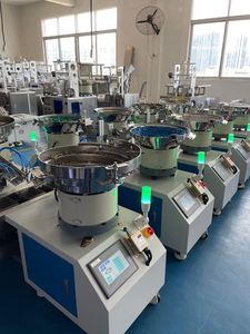 Vis À Écrou Camphre Matériel Plaque Vibrante Comptage Machine À Emballer - Product Image 4