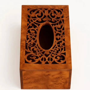 Boîte à mouchoirs décorative faite à la main avec dessus sculpté de manière complexe, accessoire fonctionnel idéal pour les restaurants, les tables d'hôtel et les repas en famille - Product Image 1