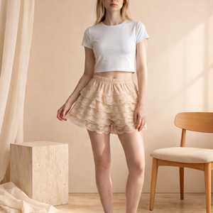 Shorts décontractés pour femmes en laine, couleur personnalisable, à volants, taille mi-haute, élastiques, respirants, écologiques, séchage rapide, coupe régulière - Product Image 3