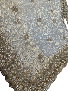 Sari indien traditionnel blanc en tulle pour femme, brodé de perles et de diamants, idéal pour les fêtes d'hiver et d'été - Product Image 6