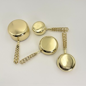 Cucharas y Tazas Medidoras de Acero Inoxidable, Resistentes, Ecológicas, Metálicas Doradas con Mango de Alambre de Hierro, Juego de Tazas Medidoras, Utensilios para Hornear - Product Image 5