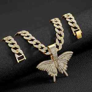 Collar con colgante de mariposa chapado en oro macizo de 14K, engaste de bisel, diamantes de imitación cultivados en laboratorio, estilo Hiphop, joyería unisex con dije, conjunto de zinc. - Product Image 1