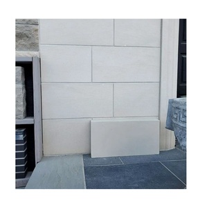 Losa de piedra arenisca blanca de alta calidad para jardín y paisajismo con elegante acabado pulido. - Product Image 1