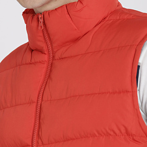 Gilet matelassé pour homme en gros, veste sans manches isolée de haute qualité, nouvelle collection 2026, fournisseur de vêtements d'extérieur d'hiver avec logo personnalisé - Product Image 6